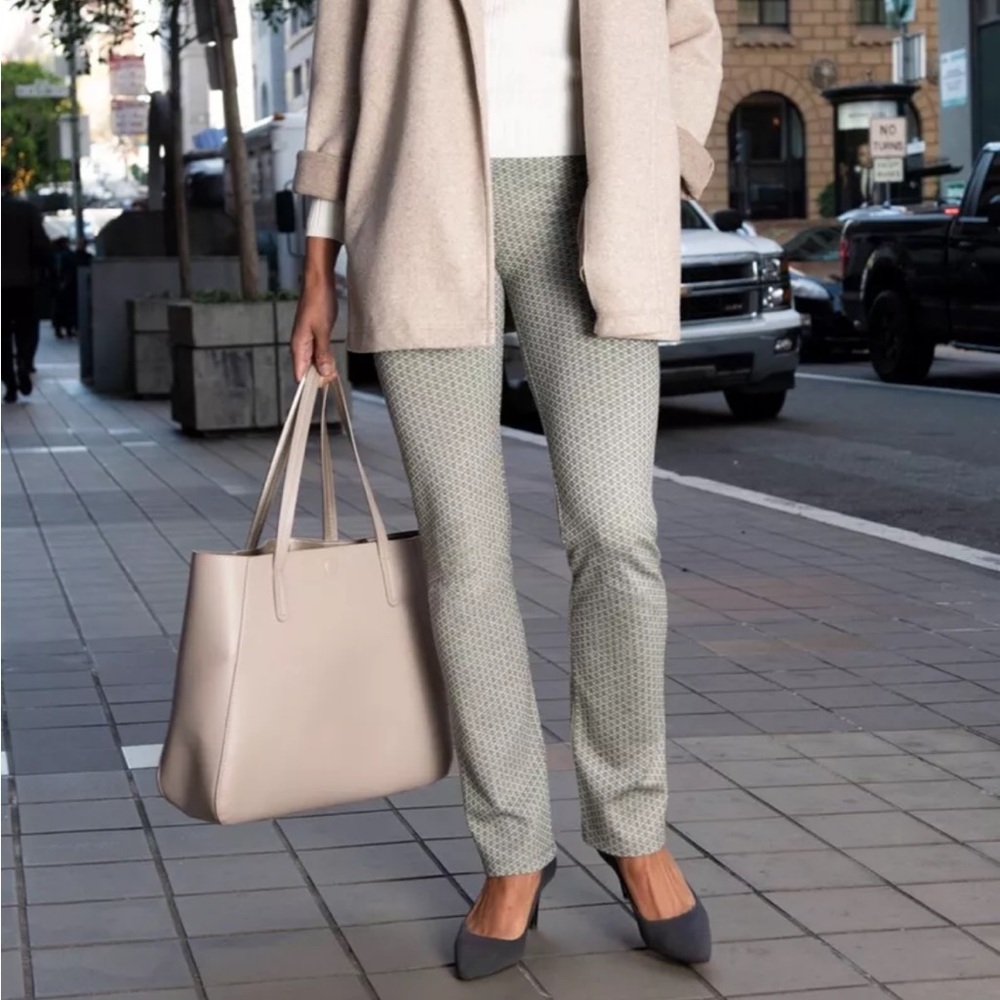 Betabrand Straight Leg Classic Dress Pant Yoga Pant Basket Weave-Size M